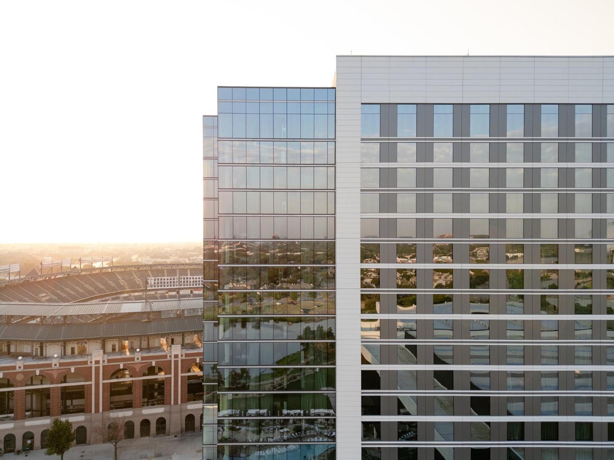 Loews Arlington Hotel Екстериор снимка