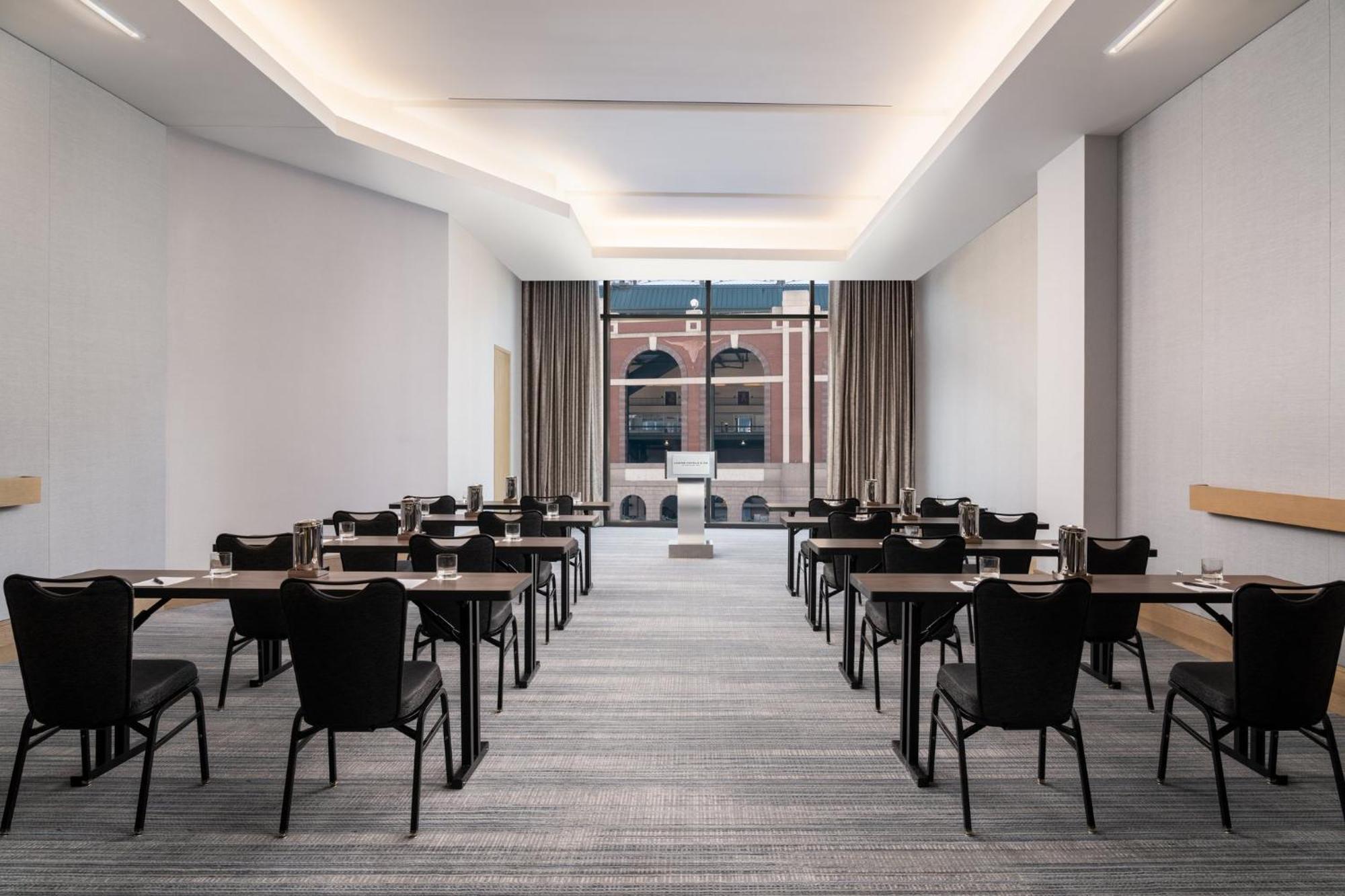 Loews Arlington Hotel Екстериор снимка